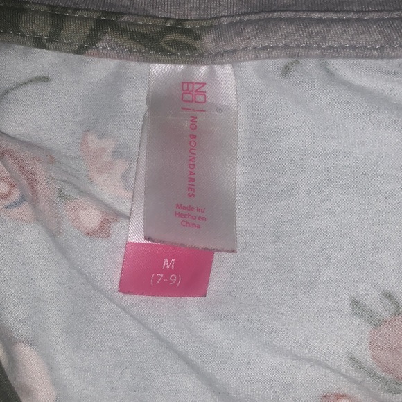 Spring dress - Picture 3 of 3